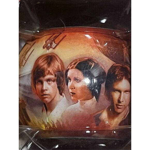 Star Wars Hallmark Ball Ornament NIB Box Imperfect - Picture 1 of 4